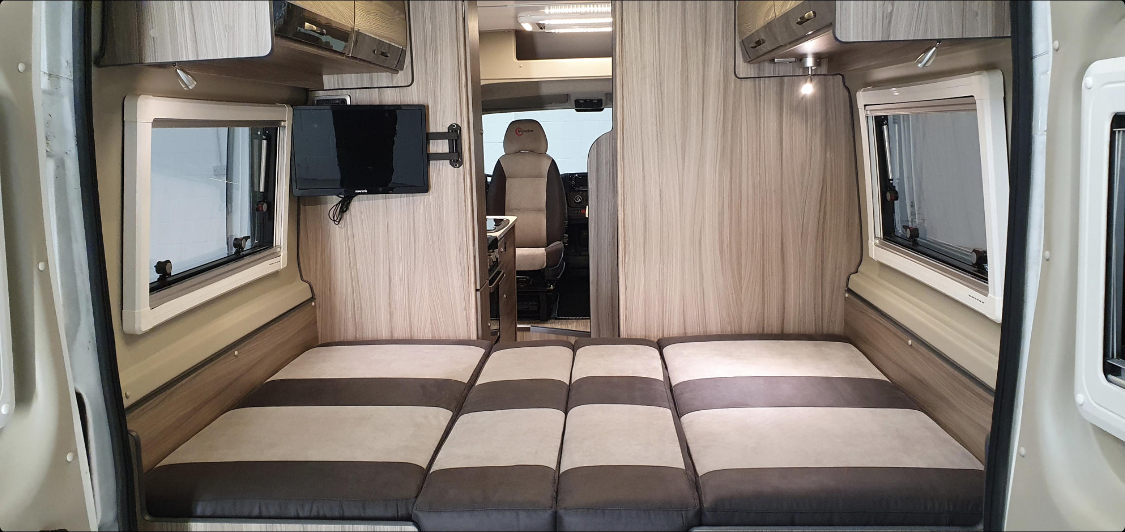 Campervan hire Alfreton STUNNING CUSTOM BUILT 2 BERTH CAMPER Peugeot