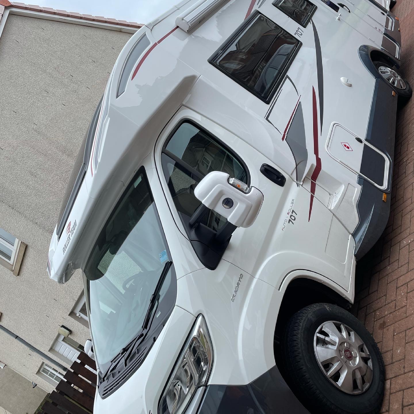 Roller team Autoroller 707 Motorhome  for hire in  Aberdeen