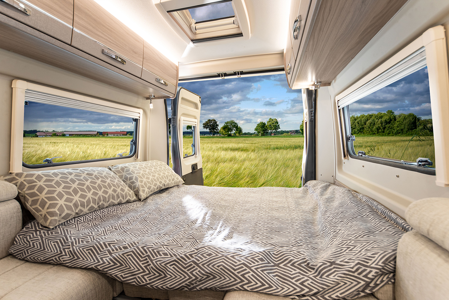 Campervan hire Coalville Elddis Camper Auto quest CV40 Woody