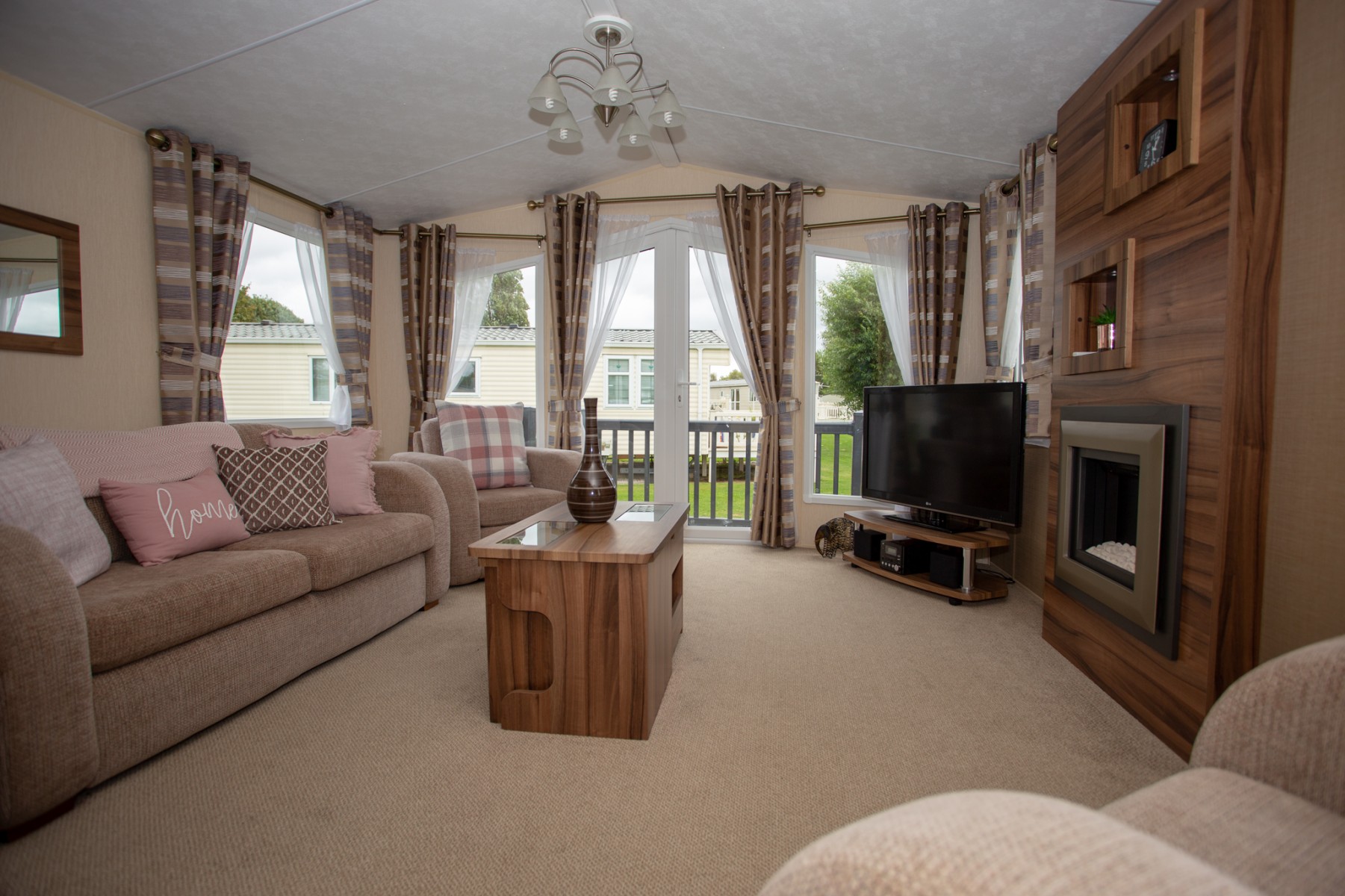 Static Caravan hire South Cerney Willerby Winchester
