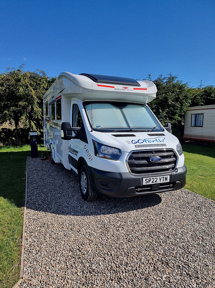 HIRE Danni 😘 | 4/5 Berth | Zefiro 696 | 🐶✔ | GO Forth! Motorhome Hire hire Cowdenbeath