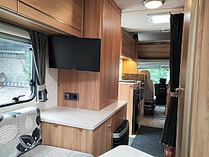 Motorhome hire Romsey