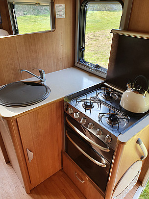 Motorhome hire Flamstead