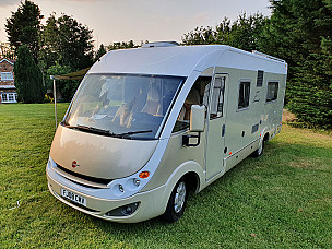 Motorhome hire Flamstead