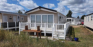 Delta Superior (Sunrise) Static Caravan  for hire in  Great Yarmouth