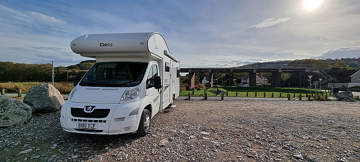 Elddis Autoquest 180 hire Bodelwyddan