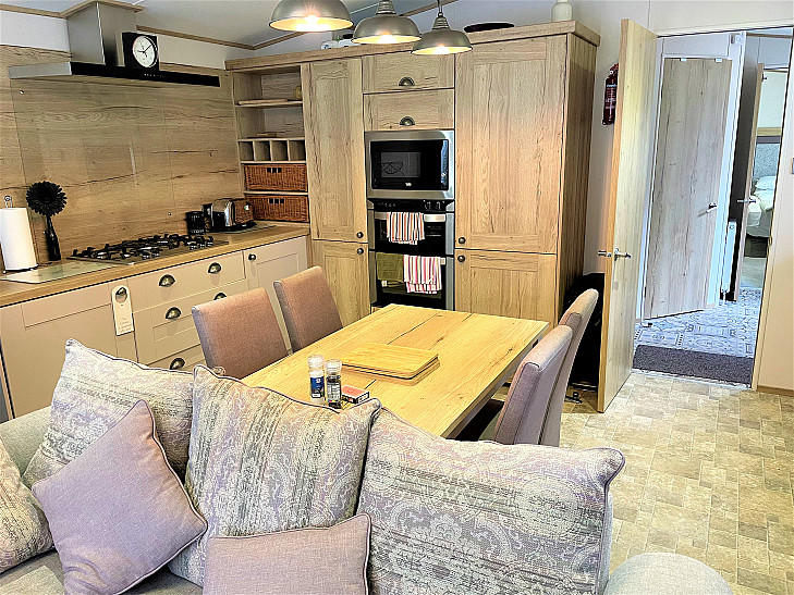 Caravan rental Poole - Sunflower - Abi Ambleside Premier