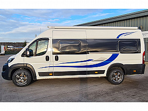 Peugeot Boxer Discovery 4 Campervan  for hire in  Brading