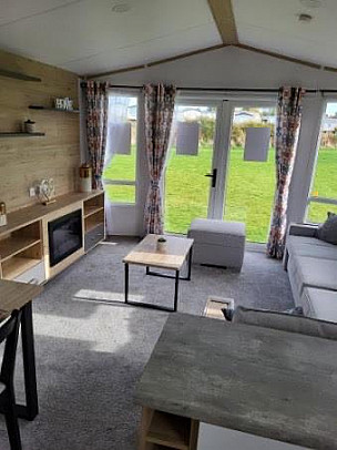 Meadows 8 Static Caravan  for hire in  Tunstall