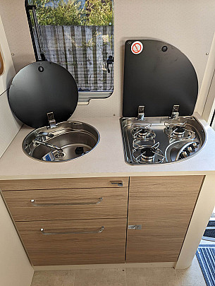 Motorhome hire Cowdenbeath