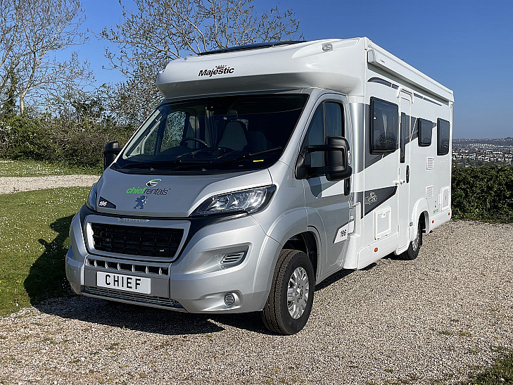 Motorhome 4 - 6 Berth Rear Lounge hire Paignton