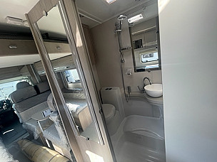 Motorhome hire hull