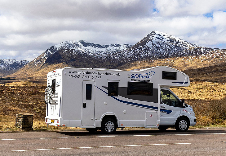HIRE Sandy 😻 | 6 Berth | Evo Sound | GO Forth! Motorhome Hire | hire Cowdenbeath