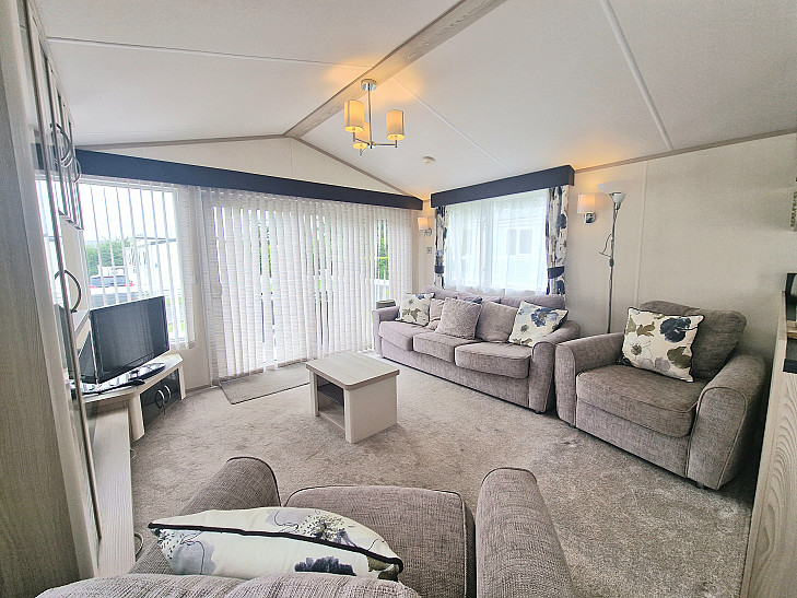 Caravan rental South Cerney - 3 bed Lodge
