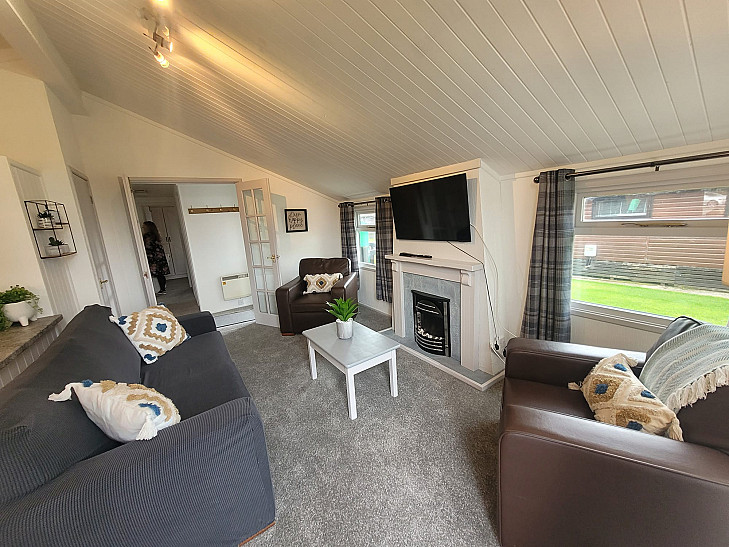 Caravan rental South Cerney - 3 bed Lodge