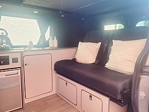 Campervan hire milton keynes