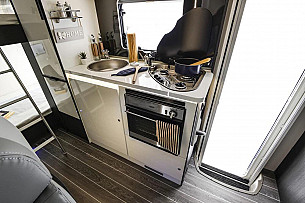 Motorhome hire WALLINGTON