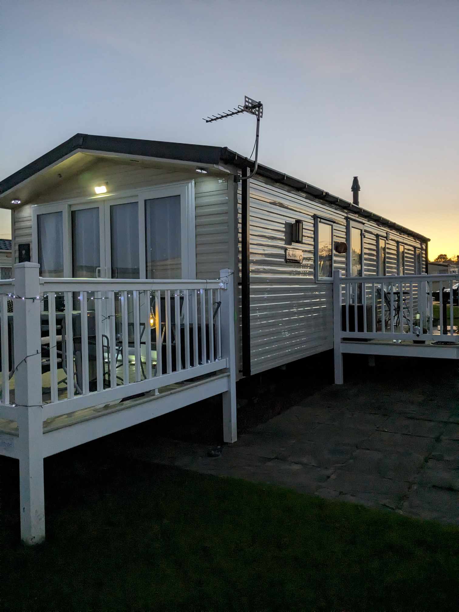 Willerby Expression Static Caravan  for hire in  Ashington