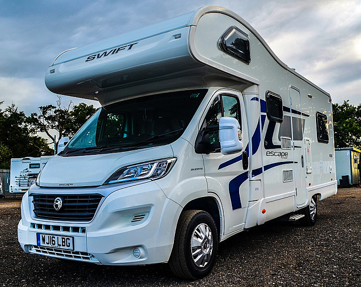 Swift Escape 686 Fiat Ducato Elegant hire London