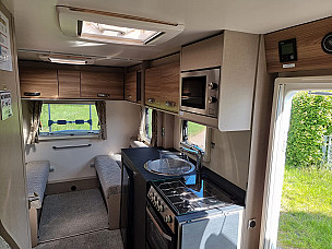 Motorhome hire RAYLEIGH