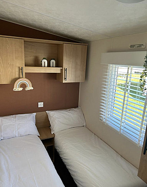 Static Caravan hire New Romney