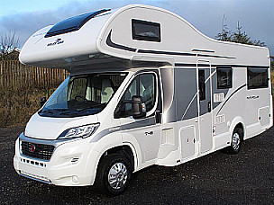 Rollerteam 746 Motorhome  for hire in  wingate