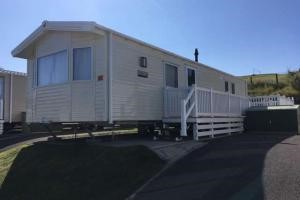 Willberby RIO Gold - Classic Model Static Caravan  for hire in  Weymouth