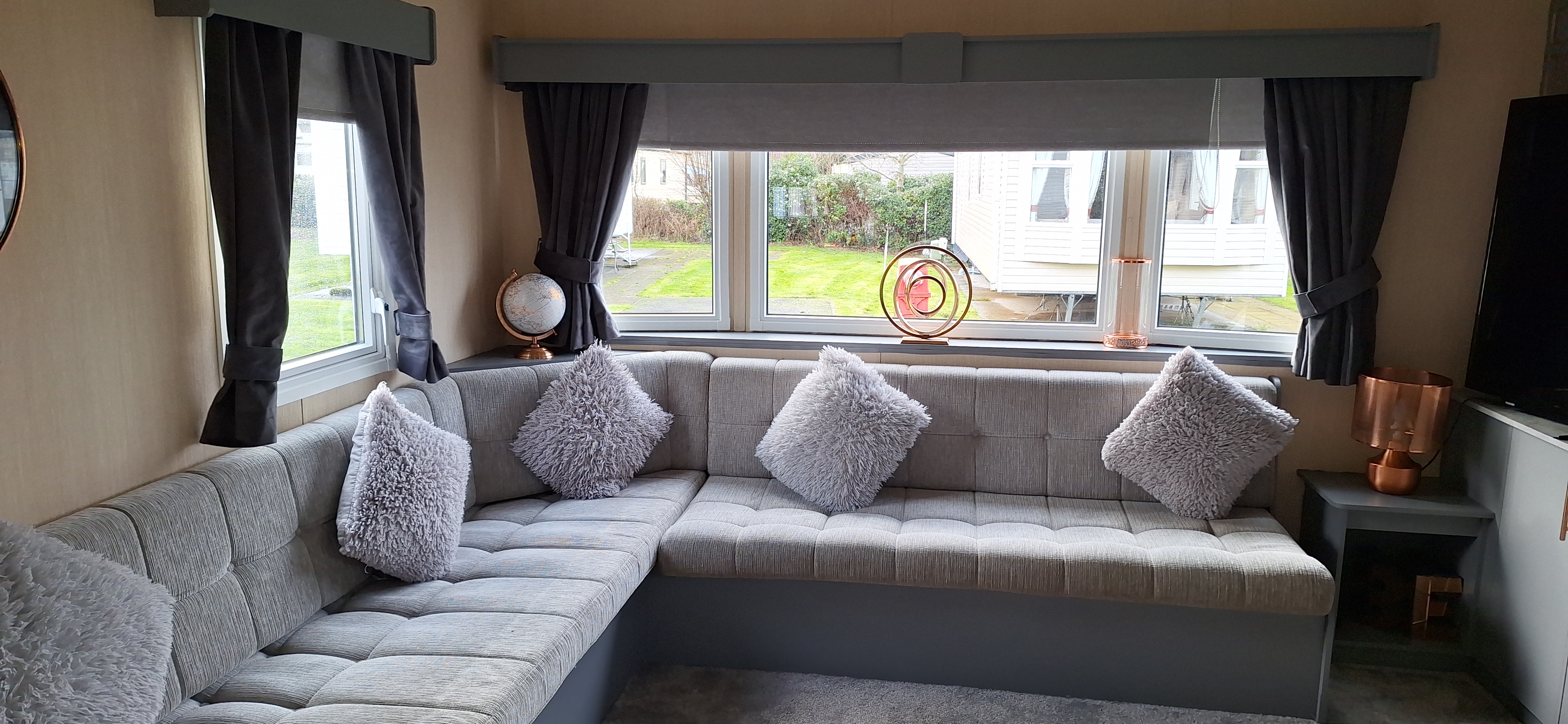 Horizon Horizon Static Caravan  for hire in  Ayr