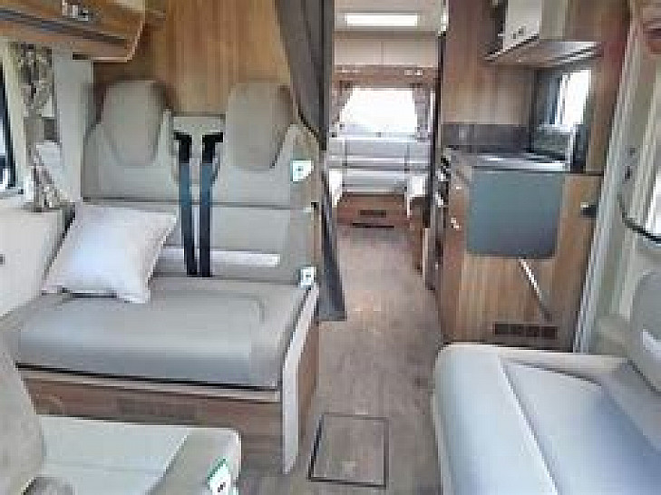 Motorhome hire Kilmarnock 2019 Bessacarr 596 Luxury Motorhome
