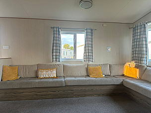 Static Caravan hire Nr Clacton-on-Sea