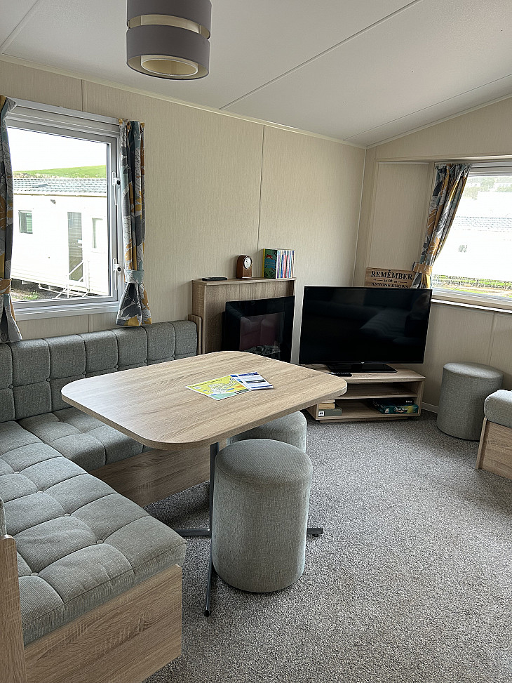 Willerby Mistral hire Challaborough