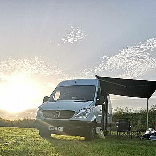 Motorhome hire HX27DX