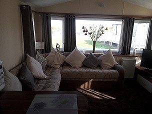 Willerby Rio Gold Static Caravan  for hire in  Ingoldmells