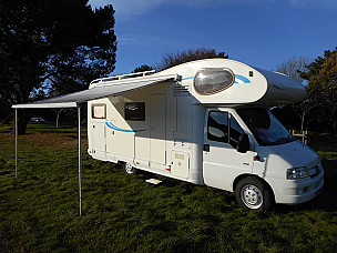 Motorhome hire romsey