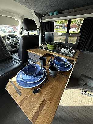 Campervan hire Cheltenham