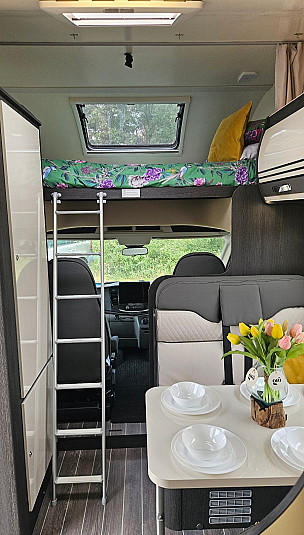 Motorhome hire Bedford
