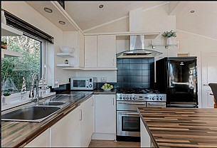 2 bed Lodge Lodge  for hire in  Poole
