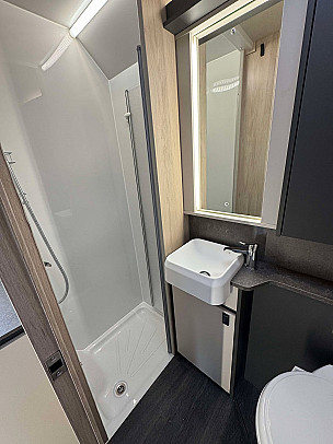Motorhome hire Cowdenbeath