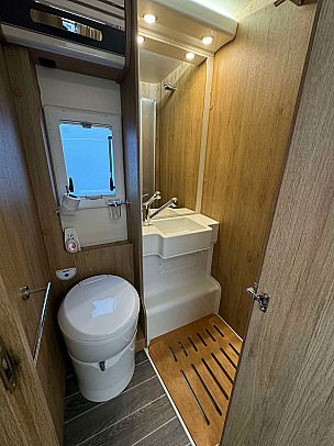 Motorhome hire Cowdenbeath