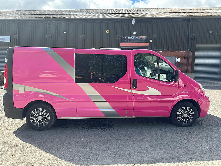 Renault Traffic hire Canal Road