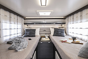Motorhome hire Langbank