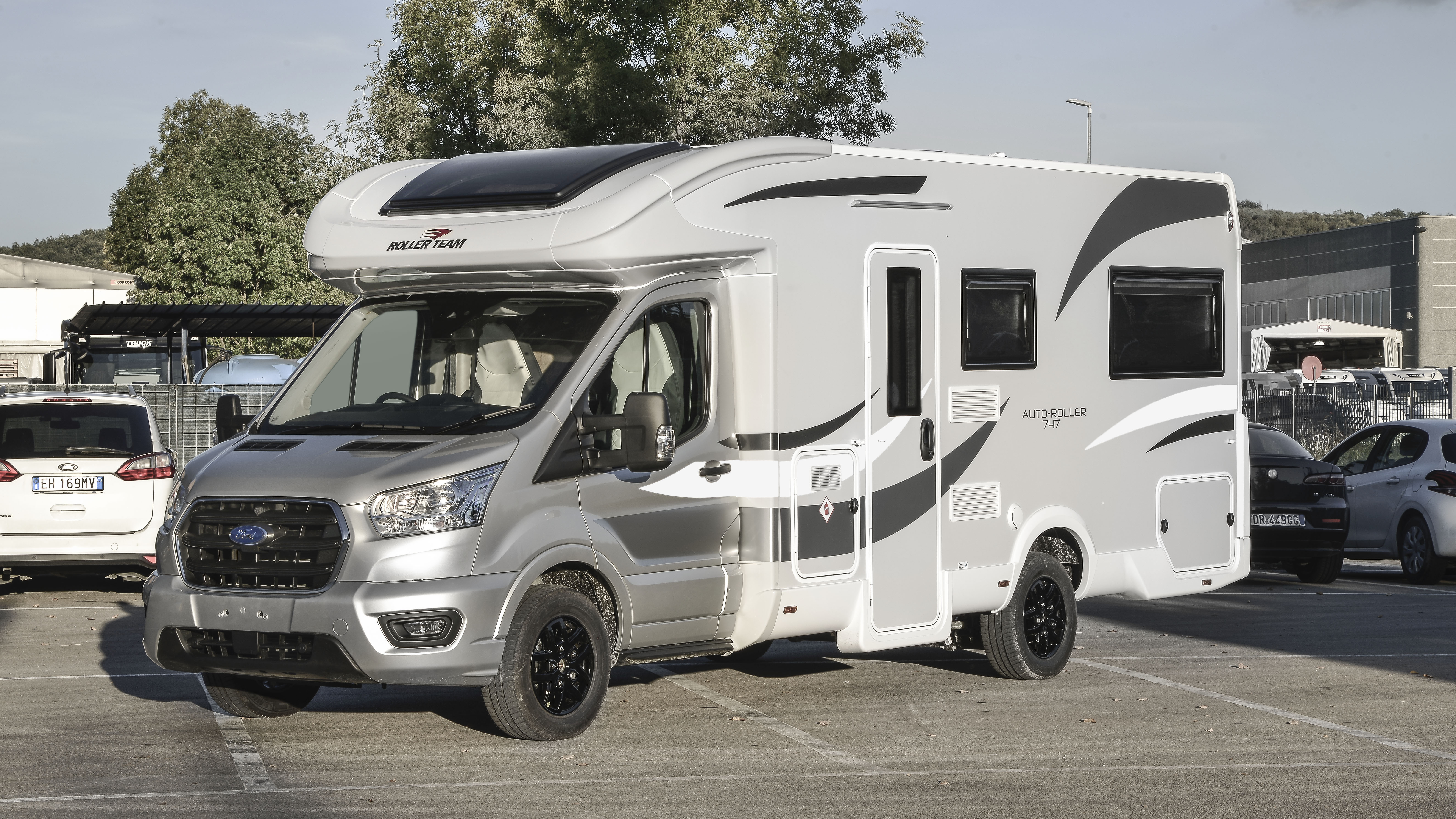 Motorhome hire Langbank