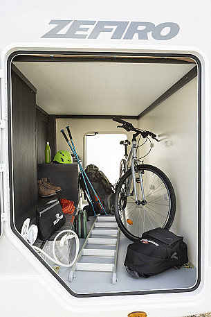 Motorhome hire Langbank