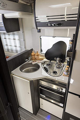 Motorhome hire Langbank