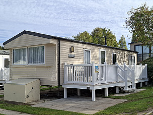 Willerby Seasons Static Caravan  for hire in  Poole