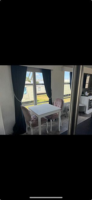 Static Caravan hire Minster on Sea