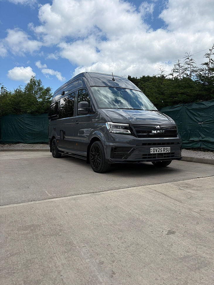 Man TGE 3.140 Lion XC hire Ashbourne