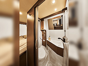 Campervan hire SITTINGBOURNE