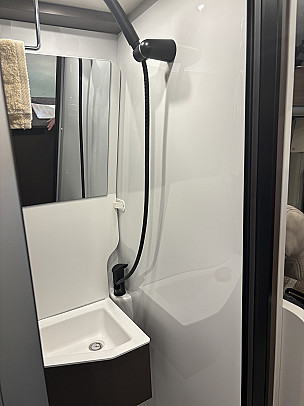 Campervan hire SITTINGBOURNE