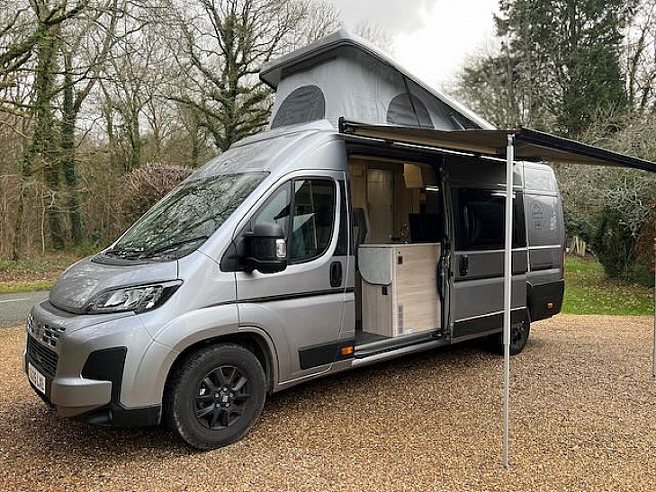 2025 Off Grid Auto-Trail / Fiat Ducato Expedition 68 popTop hire petworth
